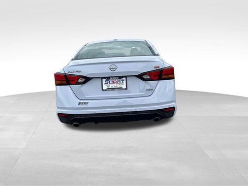 2025 Nissan Altima SR AWD