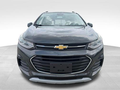 Nightfall Gray Metallic 2018 Chevrolet Trax LT