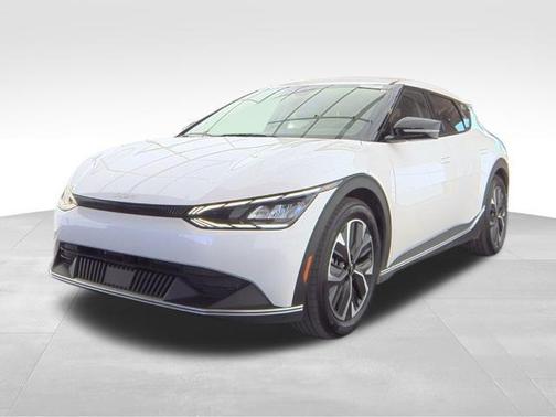 2024 Kia EV6 Light