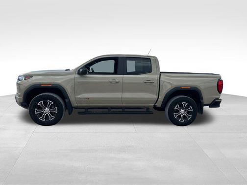 2023 GMC Canyon AT4