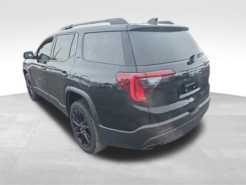 2022 GMC Acadia AWD SLT