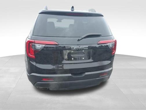 2022 GMC Acadia AWD SLT