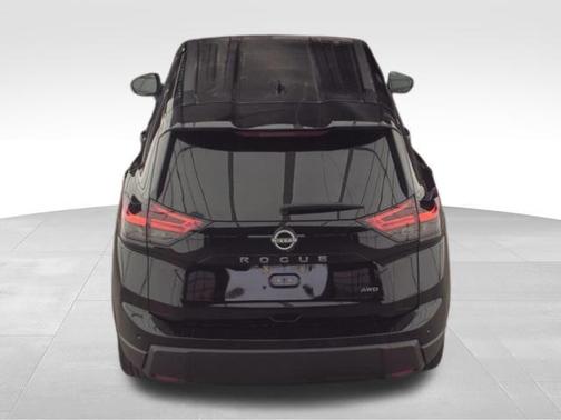 Super Black 2025 Nissan Rogue SV