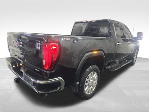 Onyx Black 2023 GMC Sierra 2500 SLT