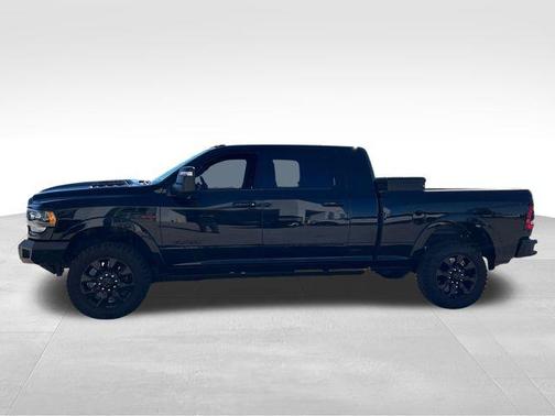 Diamond Black Crystal Pearlcoat 2024 RAM 2500 Limited Mega Cab 4x4 6'4' Box