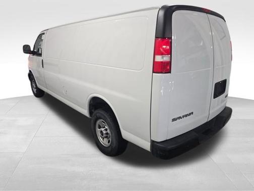 2023 GMC Savana 2500 Work Van
