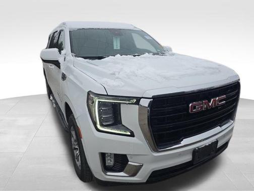 2023 GMC Yukon XL SLE