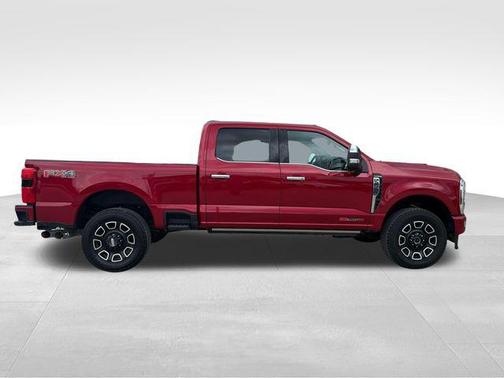 Rapid Red Metallic Tinted Clearcoat 2024 Ford F-250 Platinum