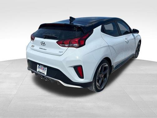 2019 Hyundai Veloster Base