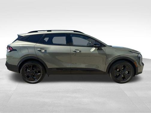 Jungle Green 2025 Kia Sportage Plug-In Hybrid X-Line