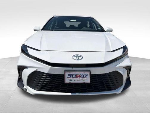 Ice 2025 Toyota Camry SE