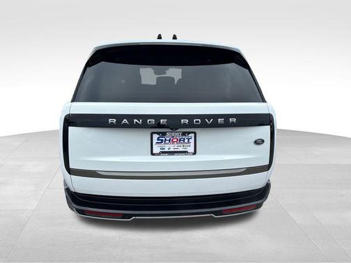 2023 Land Rover Range Rover P530 SE