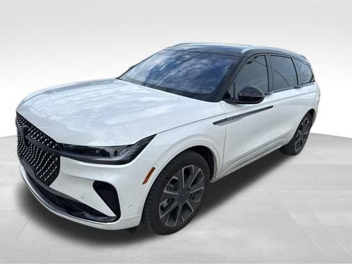 2024 Lincoln Nautilus Reserve