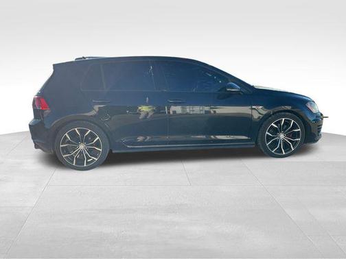2015 Volkswagen Golf GTI 2.0T S 4-Door
