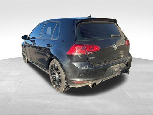 2015 Volkswagen Golf GTI 2.0T S 4-Door