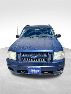 Dark Blue Pearl Clearcoat Metallic 2004 Ford Explorer Sport Trac XLT