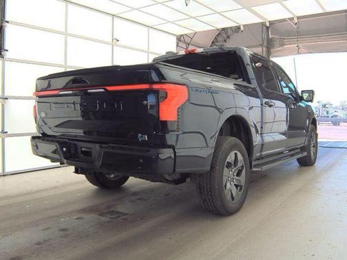 2023 Ford F-150 Lightning LARIAT