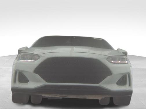 2019 Hyundai Veloster 2