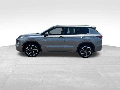 2023 Mitsubishi Outlander PHEV SEL