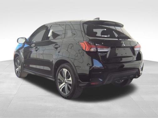 2024 Mitsubishi Outlander Sport SE