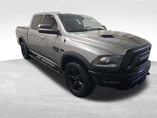 2019 RAM 1500 SLT