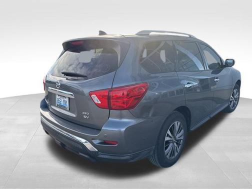 2019 Nissan Pathfinder SV