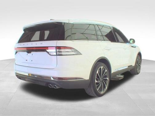2025 Lincoln Aviator Reserve AWD