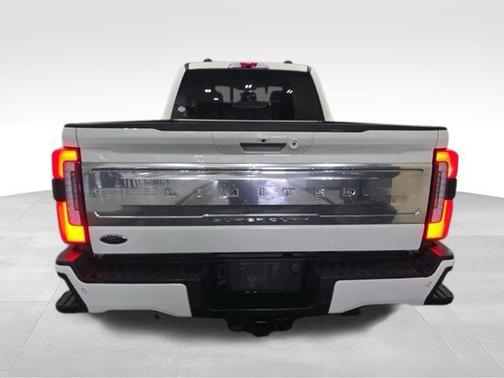 Star White Metallic Tri-Coat 2023 Ford F-250 Limited