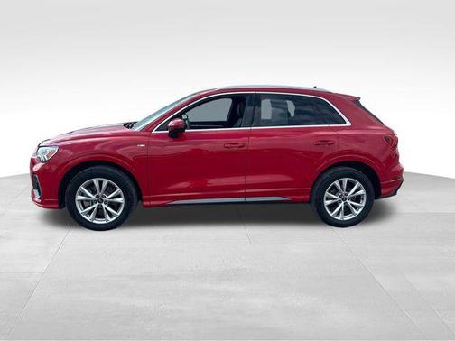 2023 Audi Q3 Premium 45 TFSI S line quattro Tiptronic