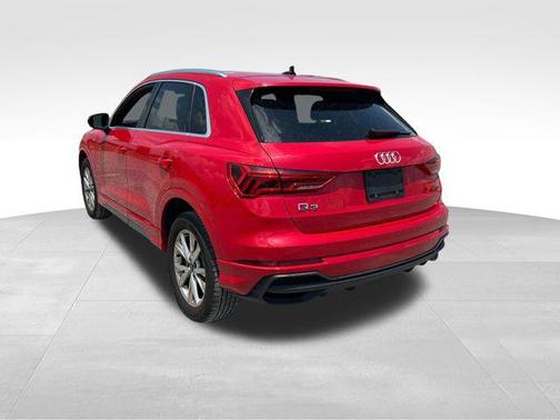 2023 Audi Q3 Premium 45 TFSI S line quattro Tiptronic