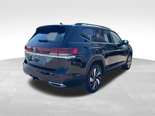 2025 Volkswagen Atlas 2.0T SE w/Technology 4MOTION