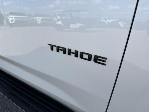 Iridescent Pearl Tricoat 2023 Chevrolet Tahoe Premier