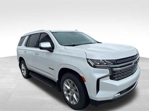 Iridescent Pearl Tricoat 2023 Chevrolet Tahoe Premier