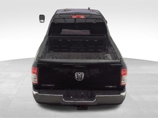 2021 RAM 2500 Big Horn Crew Cab 4x4 6'4' Box