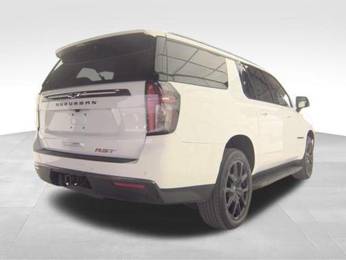 2022 Chevrolet Suburban RST
