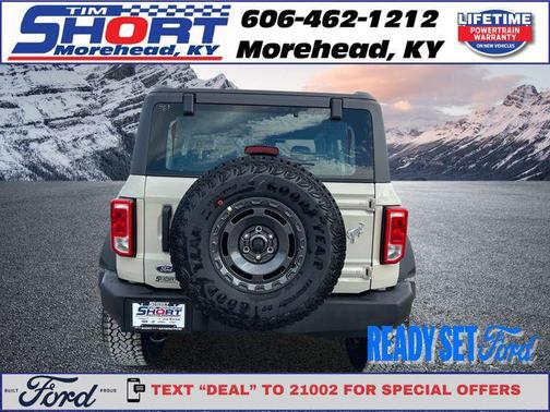 2025 Ford Bronco Base