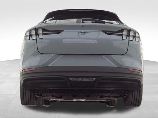 2024 Ford Mustang Mach-E Select