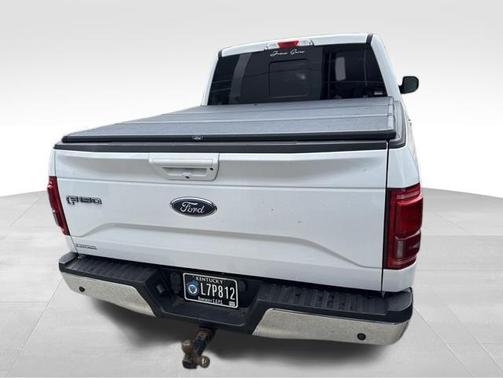 Oxford White 2017 Ford F-150 Lariat