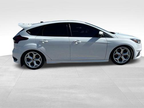 2016 Ford Focus ST