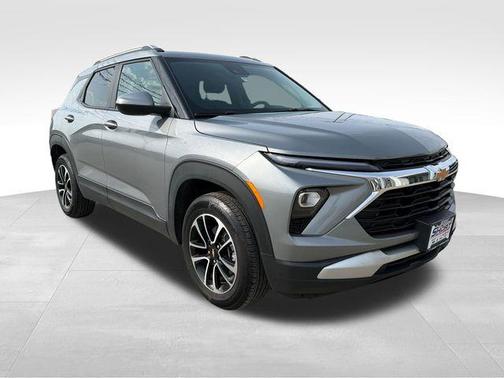 Sterling Gray Metallic 2025 Chevrolet Trailblazer LT