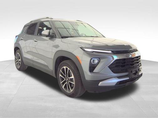 Sterling Gray Metallic 2025 Chevrolet Trailblazer LT