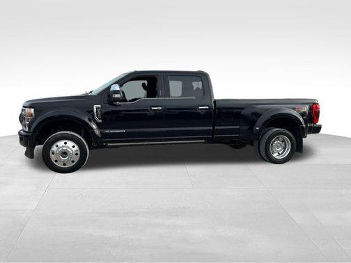 2022 Ford F-450 Platinum