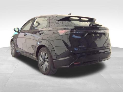 2023 Nissan ARIYA EVOLVE+