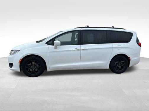 2018 Chrysler Pacifica Touring-L Plus