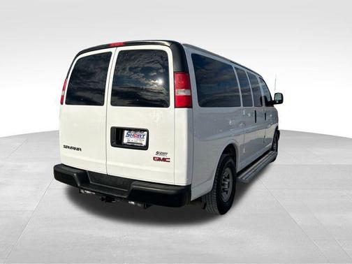 2017 GMC Savana 2500 LS