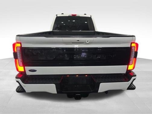 Star White Metallic Tri-Coat 2025 Ford F-450 Platinum