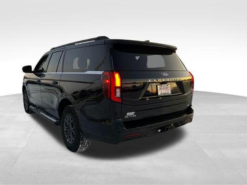 2025 Ford Expedition Max Active 4x4