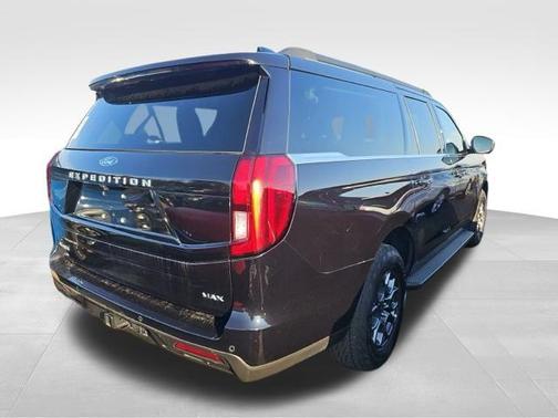 2025 Ford Expedition Max Active 4x4