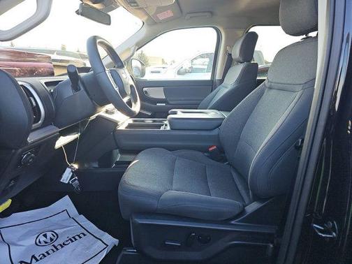 2025 Ford Expedition Max Active 4x4