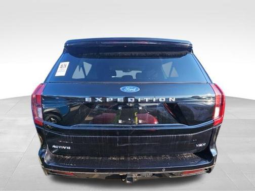 2025 Ford Expedition Max Active 4x4